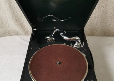 1946 Columbia Viva-Tonal Grafonola 9000A - 058a289c 480d 4ef3 86c3 feef67e1d4bf
